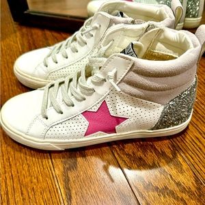 VINTAGE HAVANA
High Top Glitter Leather Sneakers